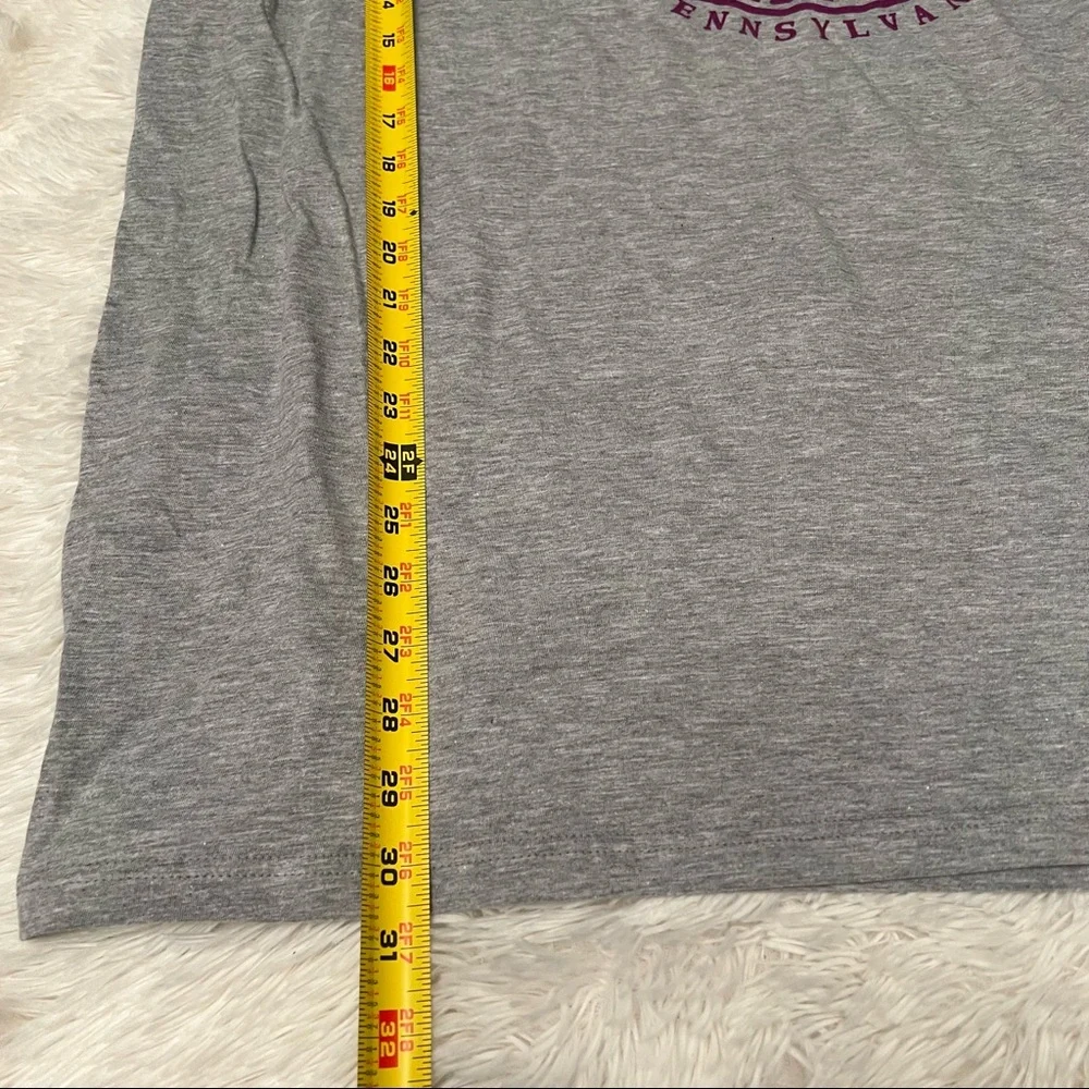 NWT The Office Shrute Farms gray tee - Picture 6 of 9